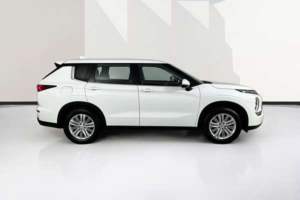 2024 Mitsubishi OUTLANDER ES 7 SEAT (2WD) ZM MY24
