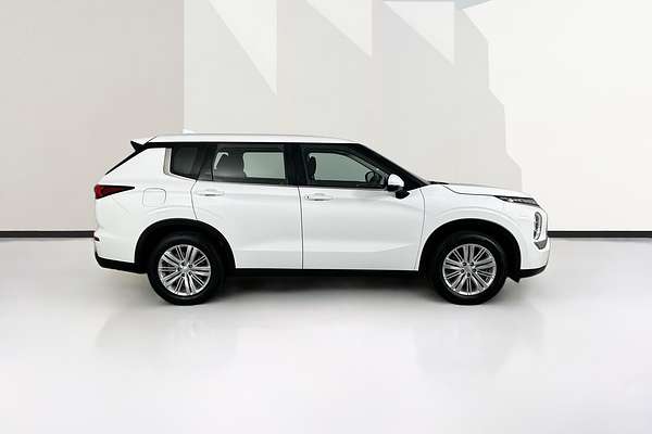 2022 Mitsubishi OUTLANDER ES 7 SEAT (2WD) ZM MY22