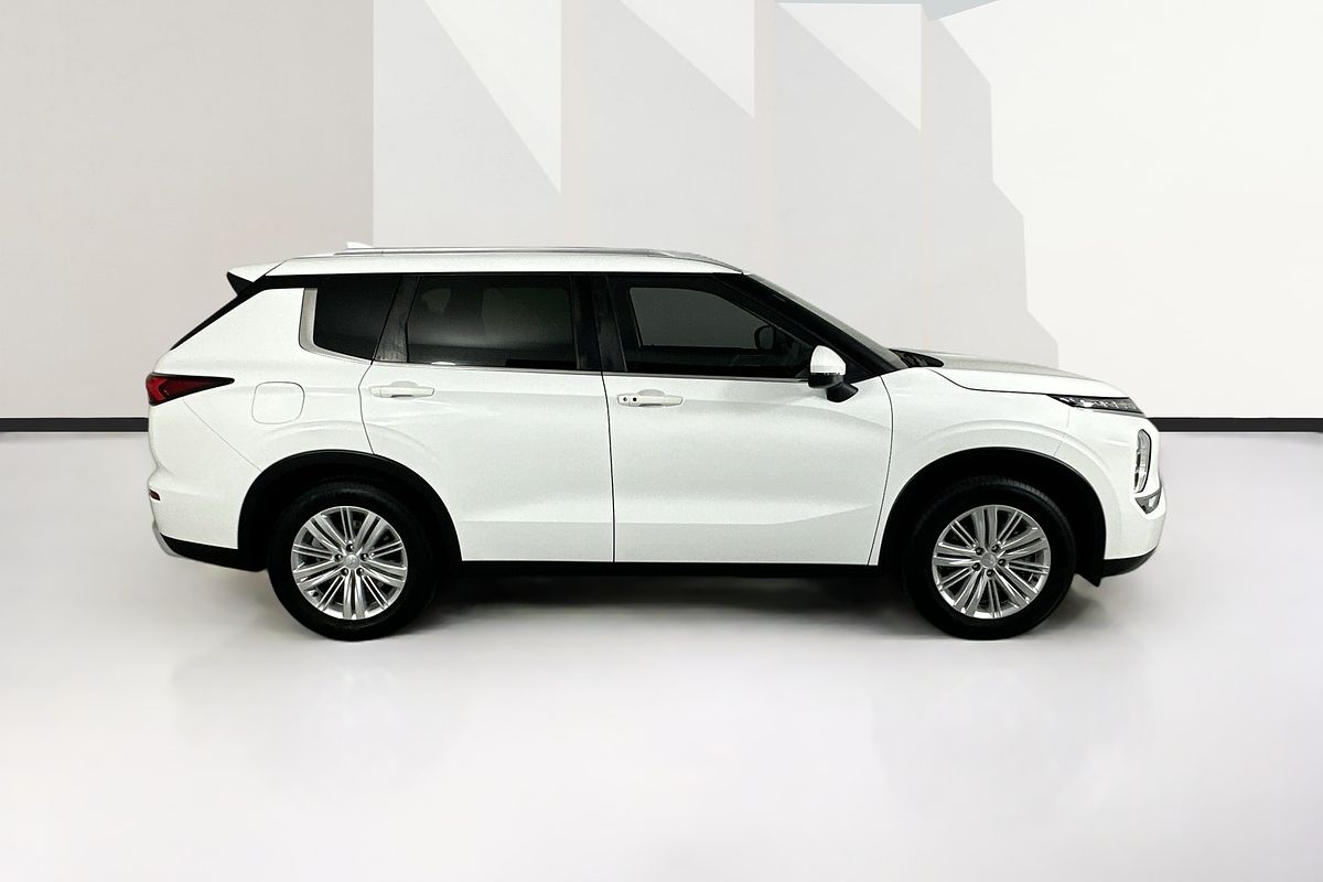 2023 Mitsubishi OUTLANDER LS 7 SEAT (AWD) ZM MY23