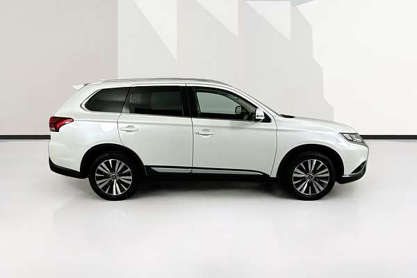 2018 Mitsubishi OUTLANDER LS 7 SEAT (2WD) ZL MY18.5