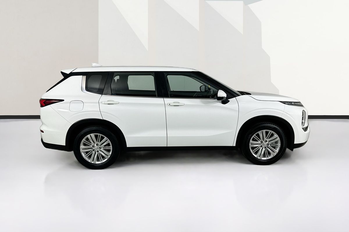 2022 Mitsubishi OUTLANDER ES 7 SEAT (2WD) ZM MY22