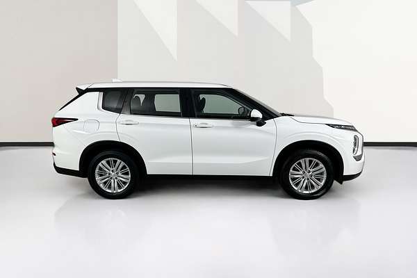 2022 Mitsubishi OUTLANDER ES 7 SEAT (2WD) ZM MY22
