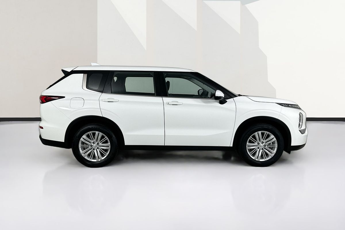 2022 Mitsubishi OUTLANDER ES 7 SEAT (2WD) ZM MY22