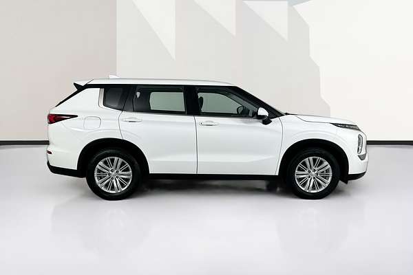 2022 Mitsubishi OUTLANDER ES 7 SEAT (2WD) ZM MY22