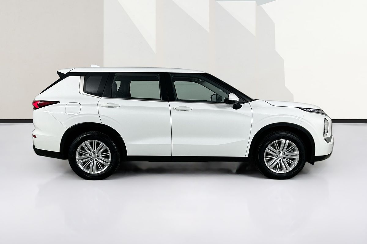 2022 Mitsubishi OUTLANDER ES 7 SEAT (2WD) ZM MY22.5