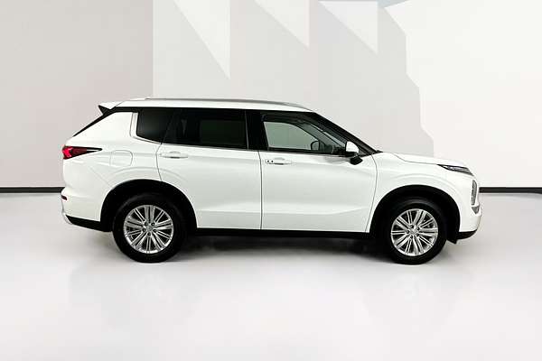 2024 Mitsubishi OUTLANDER LS 7 SEAT (2WD) ZM MY24