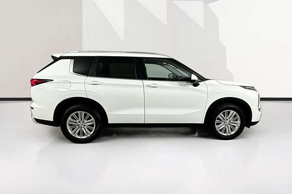 2024 Mitsubishi OUTLANDER LS 7 SEAT (2WD) ZM MY24
