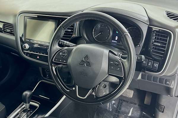 2020 Mitsubishi Outlander ES ZL