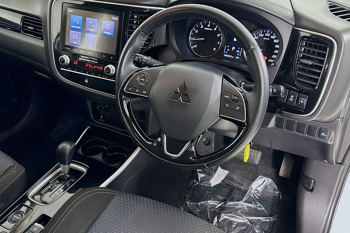 2020 Mitsubishi OUTLANDER ES 7 SEAT (AWD) ZL MY20