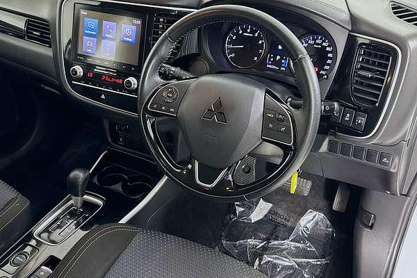 2020 Mitsubishi OUTLANDER ES 7 SEAT (AWD) ZL MY20