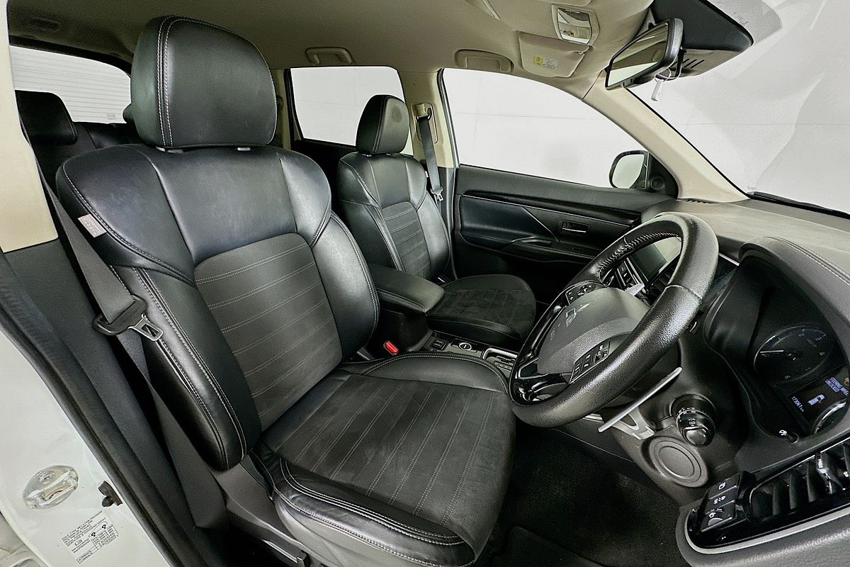 2018 Mitsubishi OUTLANDER LS 7 SEAT (AWD) ZL MY19