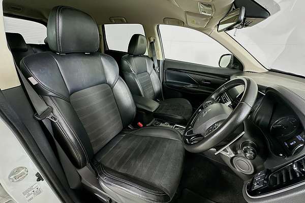 2018 Mitsubishi OUTLANDER LS 7 SEAT (AWD) ZL MY19
