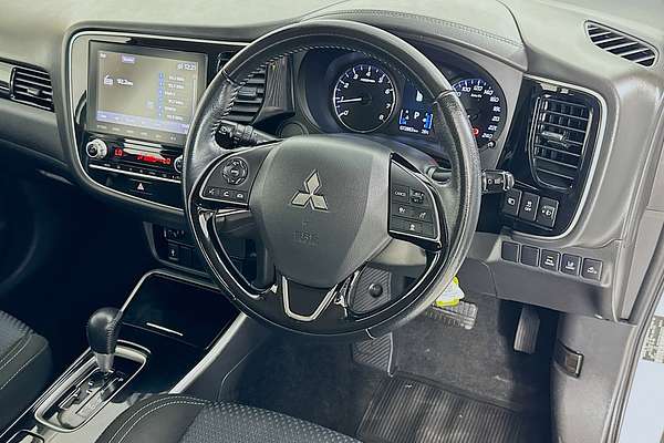 2021 Mitsubishi OUTLANDER ES 7 SEAT (AWD) ZL MY21