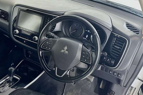 2021 Mitsubishi OUTLANDER ES 7 SEAT (2WD) ZL MY21