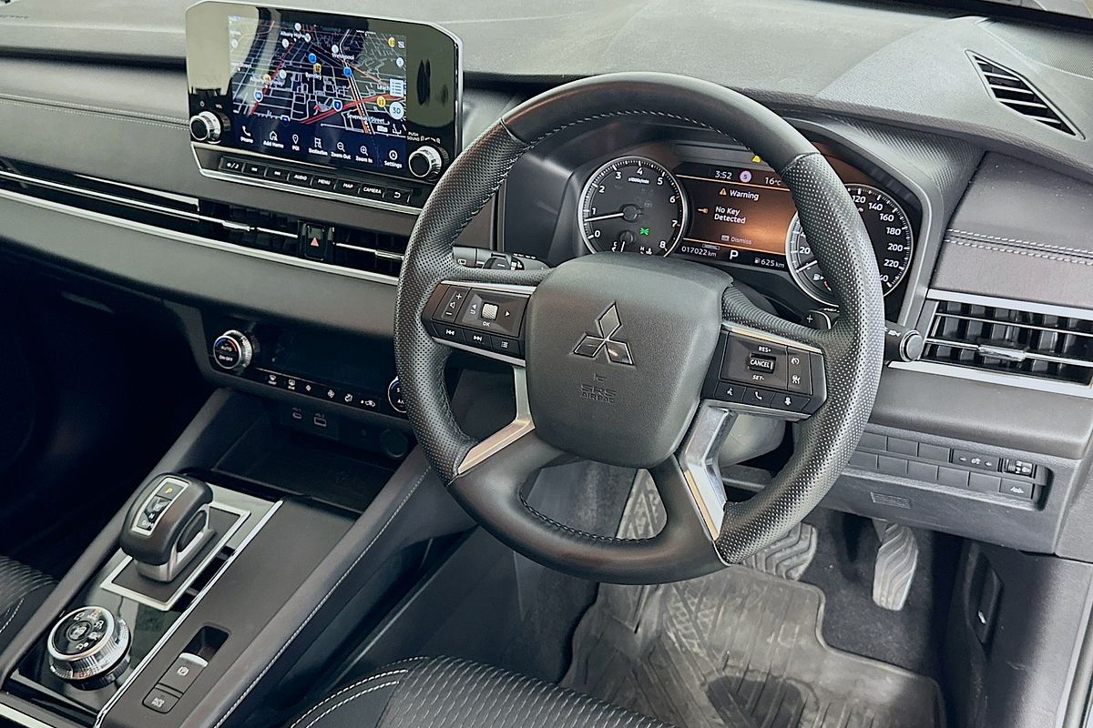2024 Mitsubishi OUTLANDER LS 7 SEAT (2WD) ZM MY24
