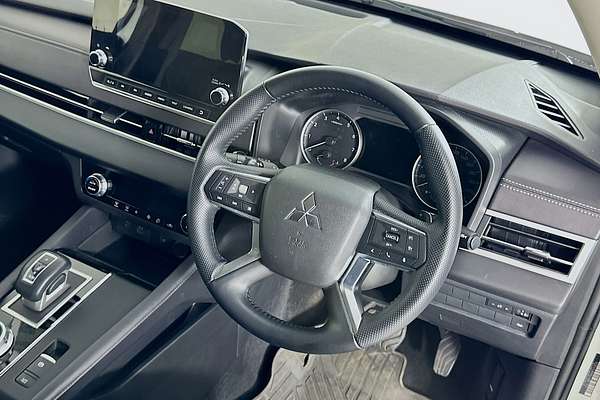 2024 Mitsubishi OUTLANDER LS 7 SEAT (2WD) ZM MY24
