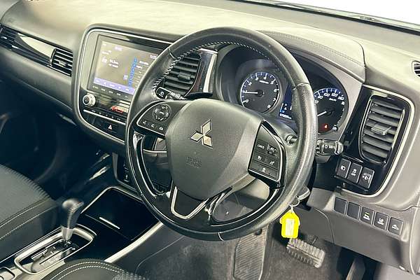 2021 Mitsubishi OUTLANDER ES 7 SEAT (AWD) ZL MY21