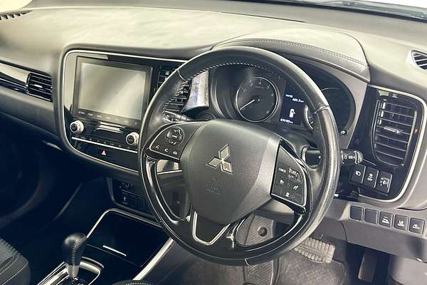 2021 Mitsubishi OUTLANDER ES 7 SEAT (2WD) ZL MY21