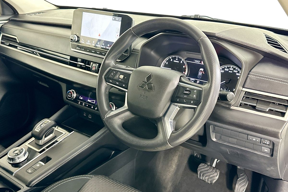 2021 Mitsubishi OUTLANDER ES 7 SEAT (2WD) ZM MY22