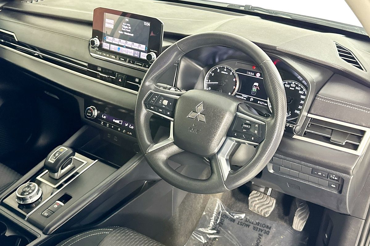 2023 Mitsubishi OUTLANDER ES 7 SEAT (2WD) ZM MY23