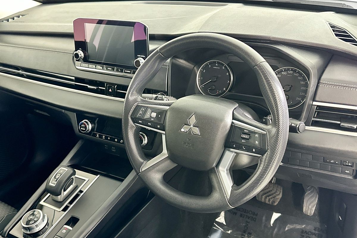 2023 Mitsubishi OUTLANDER ES 7 SEAT (2WD) ZM MY23