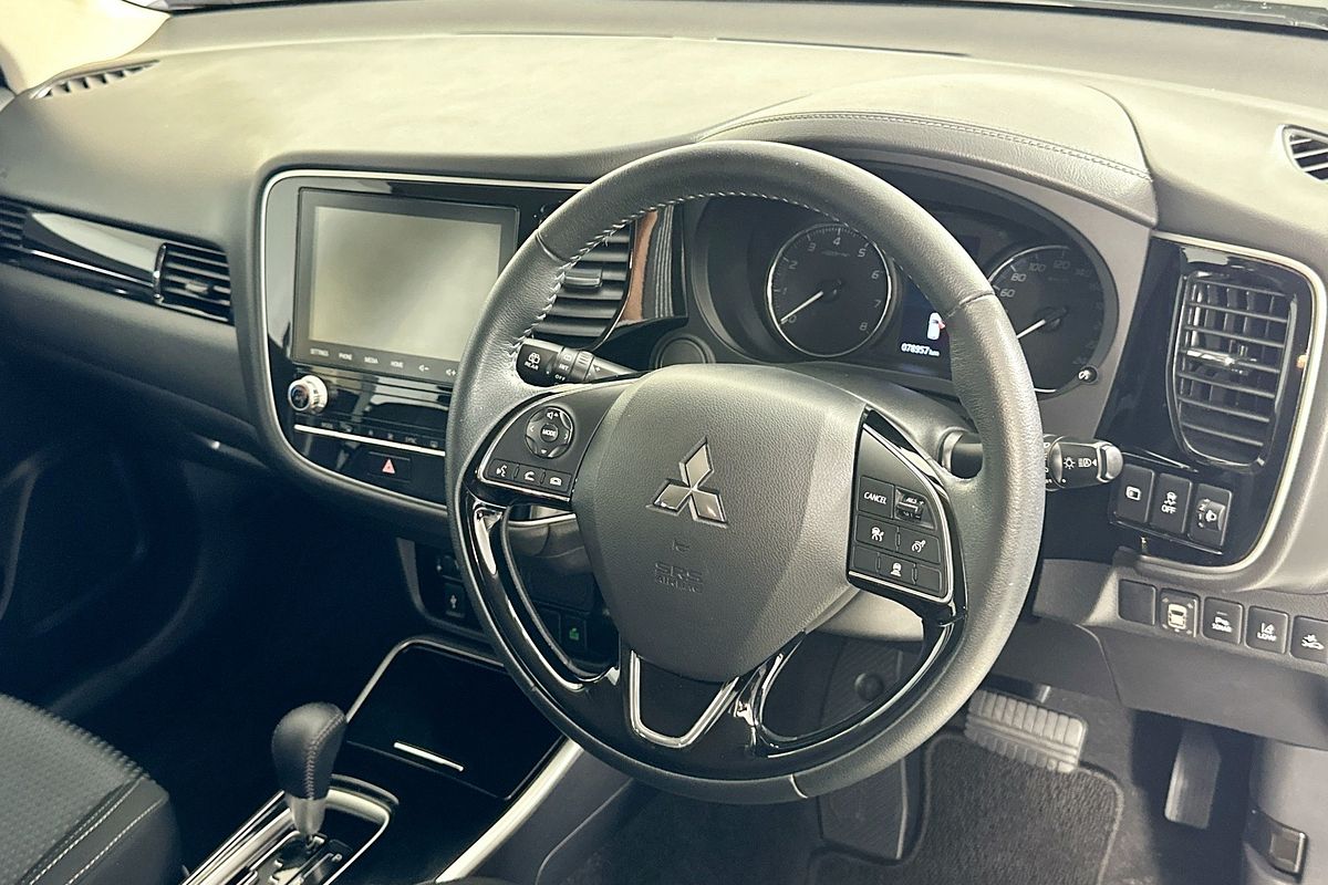 2021 Mitsubishi OUTLANDER ES 7 SEAT (2WD) ZL MY21