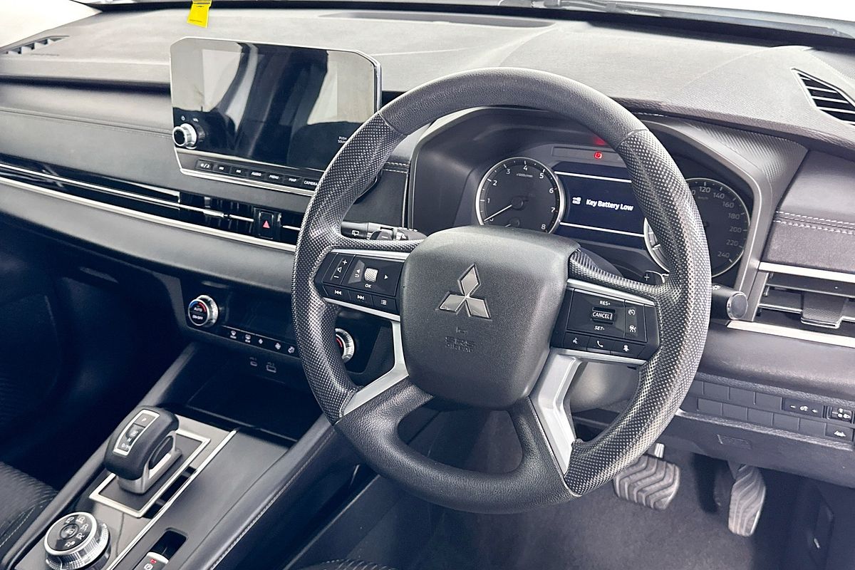 2022 Mitsubishi OUTLANDER ES 7 SEAT (2WD) ZM MY22.5