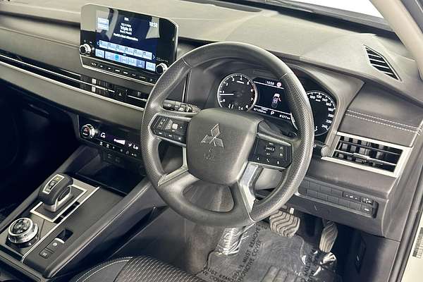 2022 Mitsubishi OUTLANDER ES 7 SEAT (2WD) ZM MY22.5