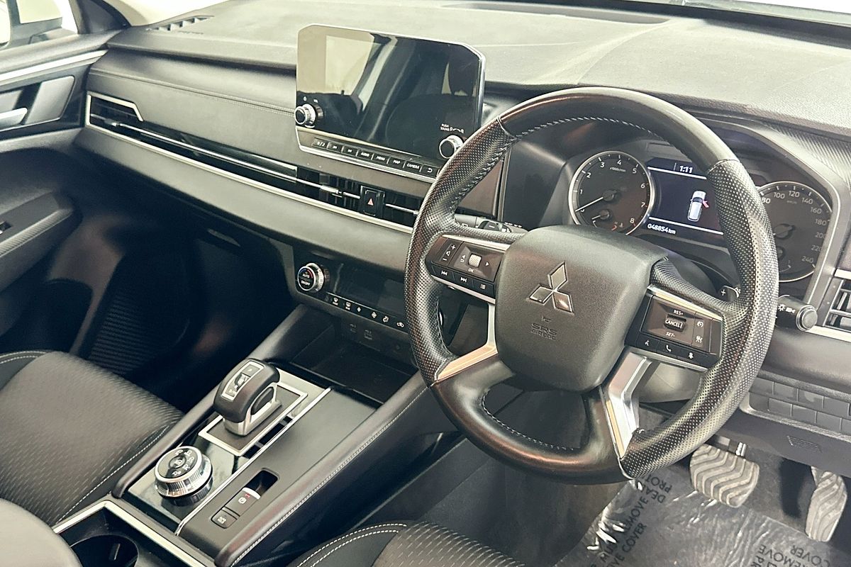 2024 Mitsubishi OUTLANDER LS 7 SEAT (2WD) ZM MY24