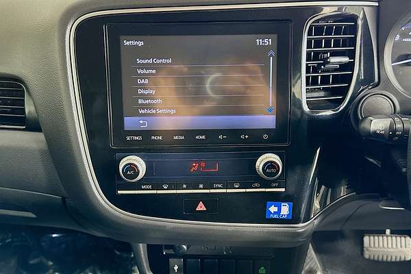 2021 Mitsubishi OUTLANDER ES ZL