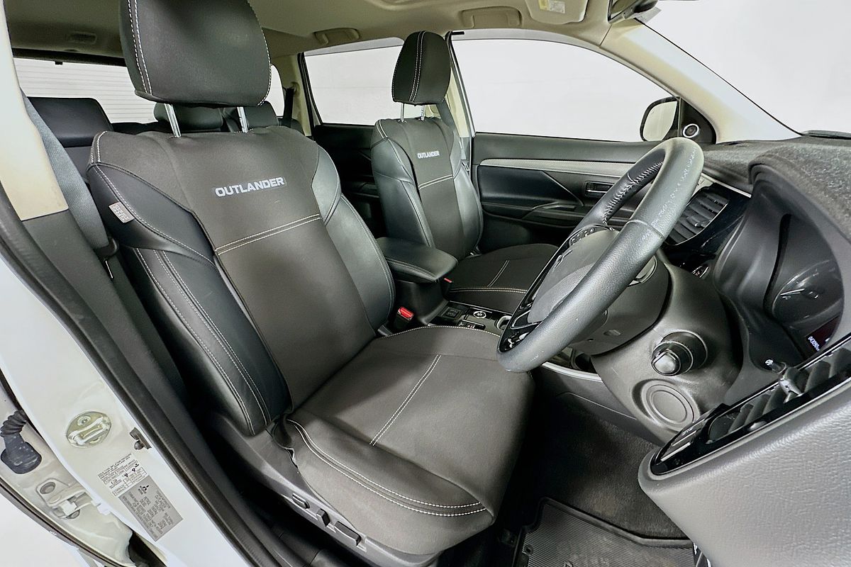 2020 Mitsubishi OUTLANDER Exceed ZL