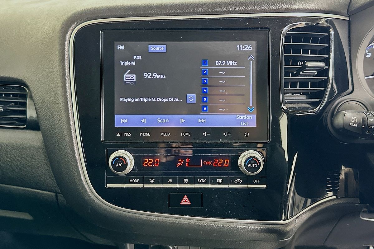 2021 Mitsubishi OUTLANDER ES 7 SEAT (2WD) ZL MY21