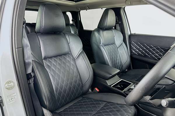 2024 Mitsubishi OUTLANDER EXCEED 7 SEAT (AWD) ZM MY24