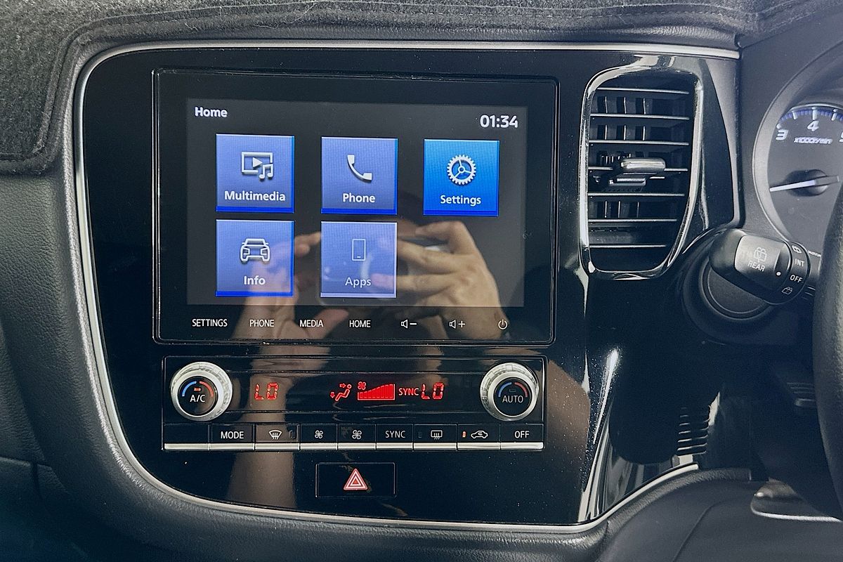 2020 Mitsubishi OUTLANDER ES 7 SEAT (2WD) ZL MY20