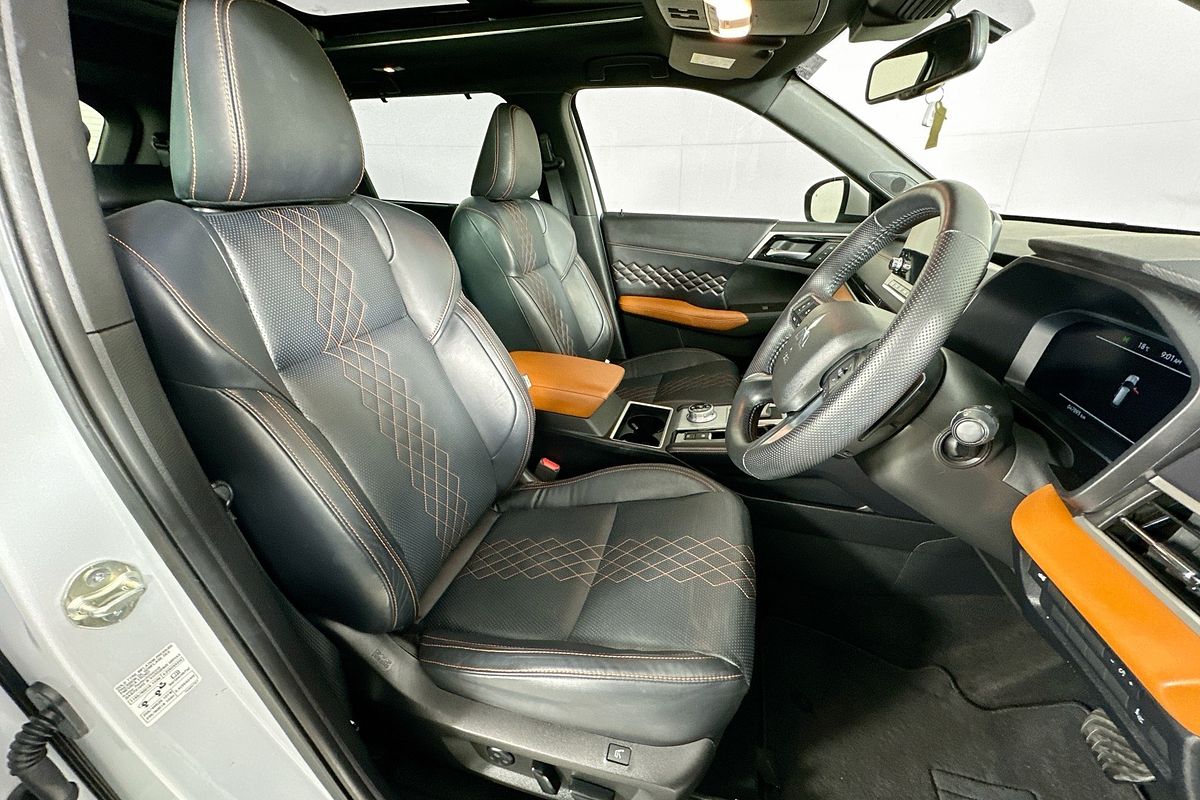 2023 Mitsubishi OUTLANDER EXCEED TOURER 7 SEAT (AWD) ZM MY23