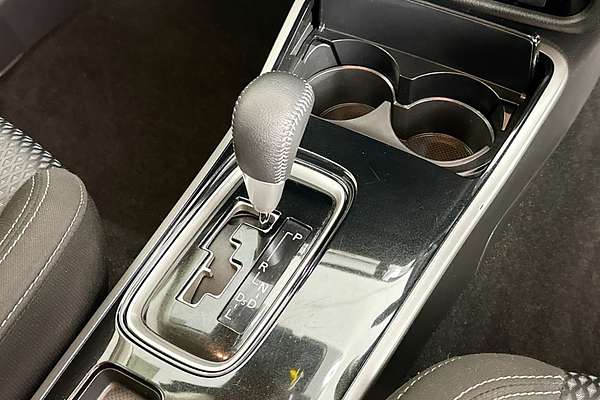 2020 Mitsubishi OUTLANDER ES 7 SEAT (2WD) ZL MY20