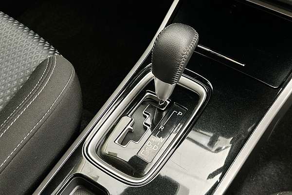 2021 Mitsubishi OUTLANDER ES 7 SEAT (2WD) ZL MY21