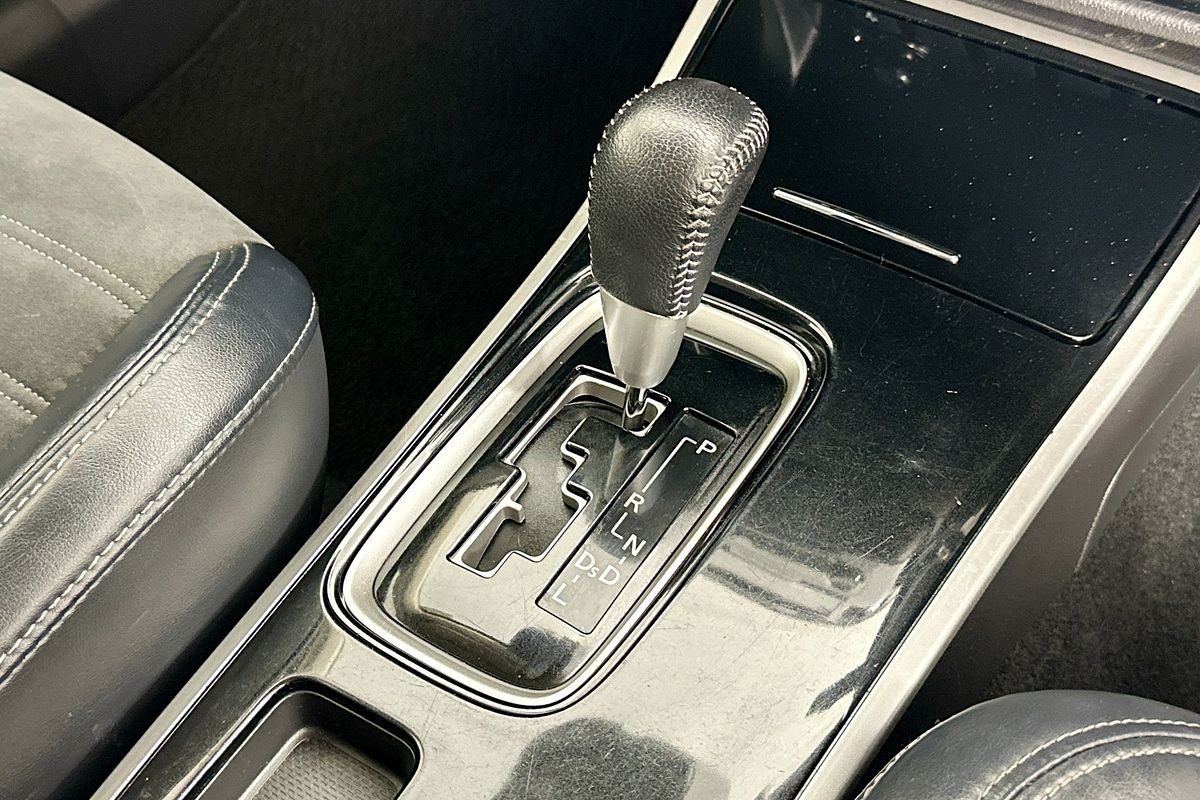 2018 Mitsubishi OUTLANDER LS 7 SEAT (2WD) ZL MY18.5