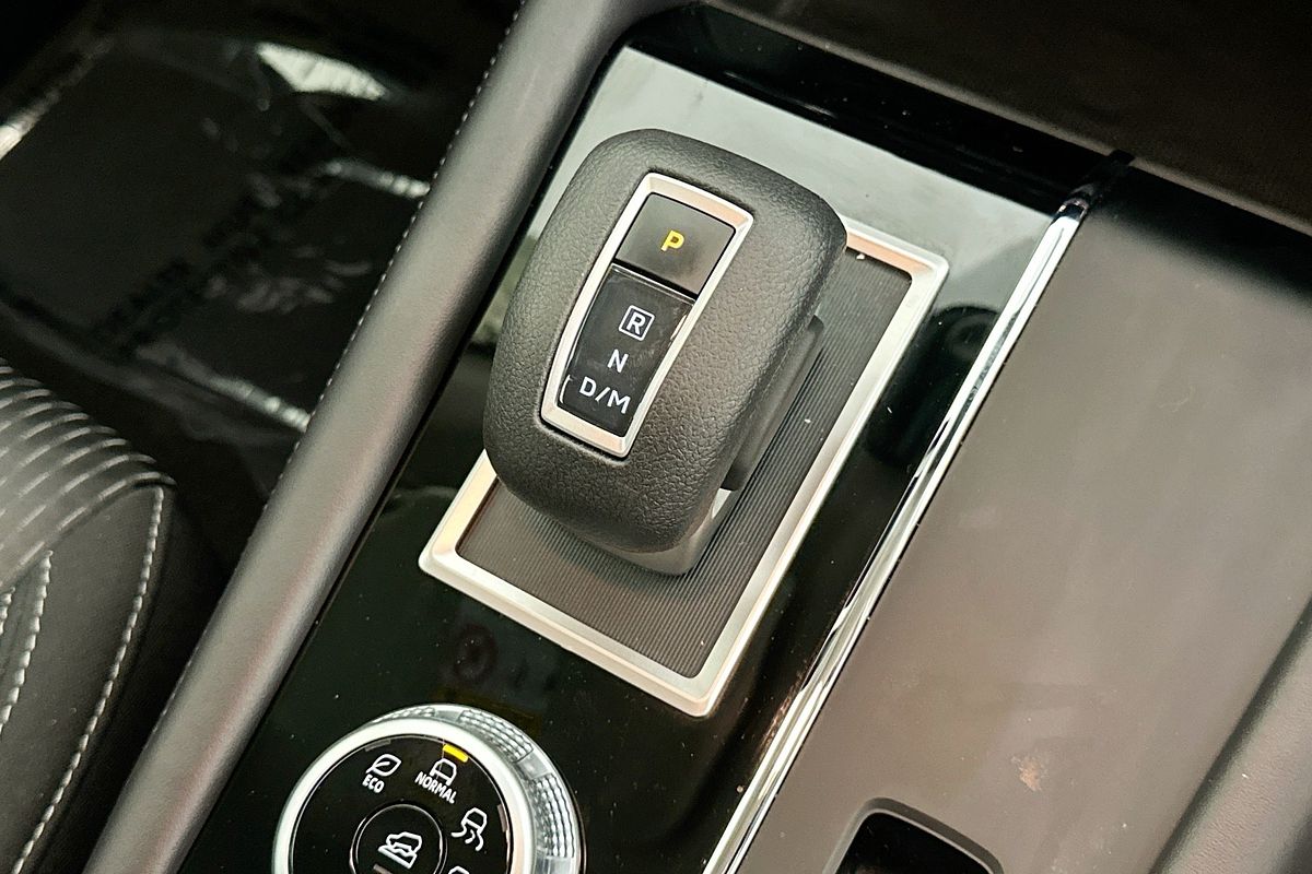 2024 Mitsubishi OUTLANDER ES 7 SEAT (2WD) ZM MY24