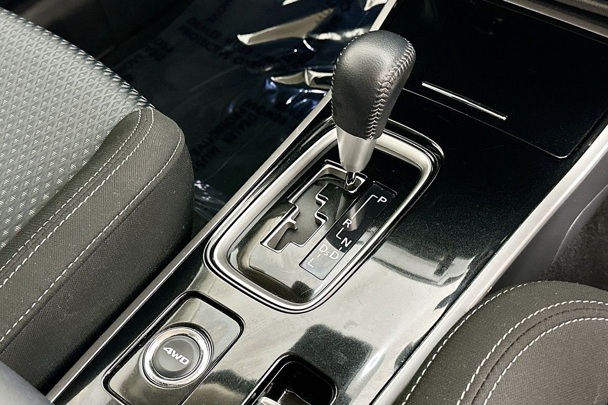 2021 Mitsubishi OUTLANDER ES 7 SEAT (AWD) ZL MY21