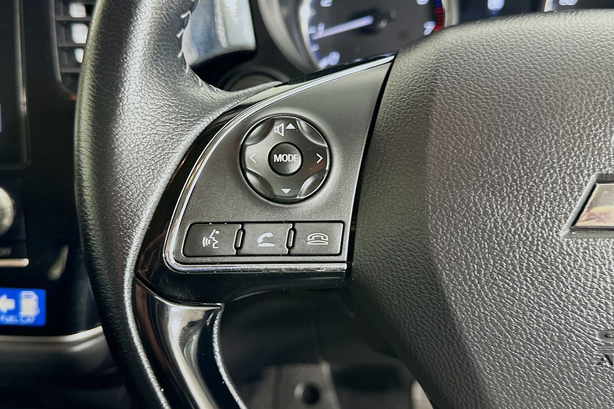 2021 Mitsubishi OUTLANDER ES ZL