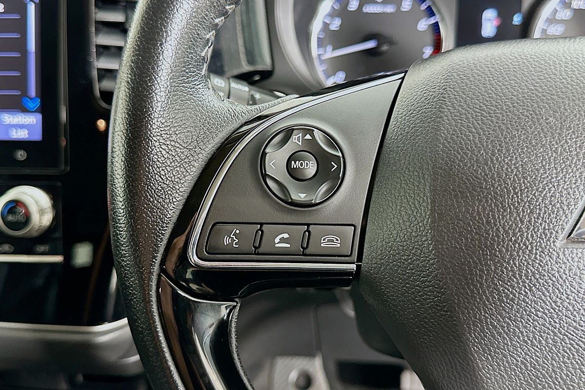 2021 Mitsubishi OUTLANDER LS 7 SEAT (2WD) ZL MY21