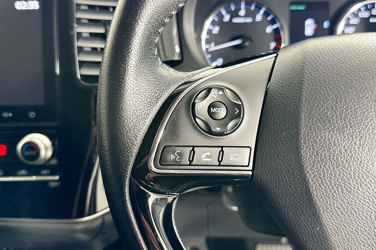 2021 Mitsubishi OUTLANDER ES 7 SEAT (2WD) ZL MY21