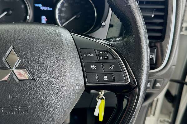 2021 Mitsubishi OUTLANDER ES 7 SEAT (AWD) ZL MY21