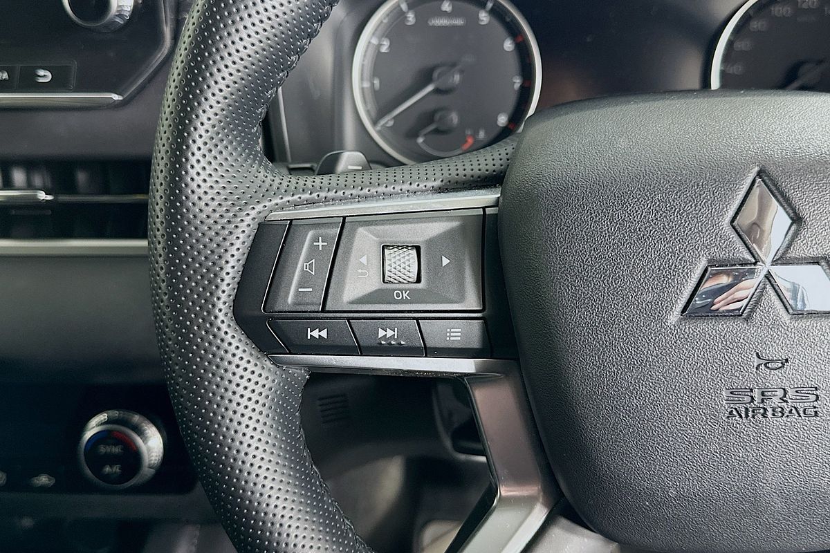 2024 Mitsubishi OUTLANDER LS 7 SEAT (2WD) ZM MY24