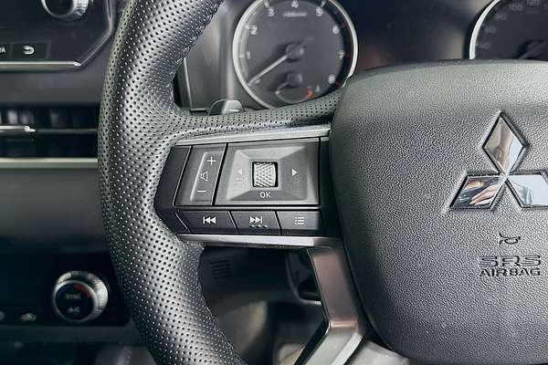 2024 Mitsubishi OUTLANDER LS 7 SEAT (2WD) ZM MY24