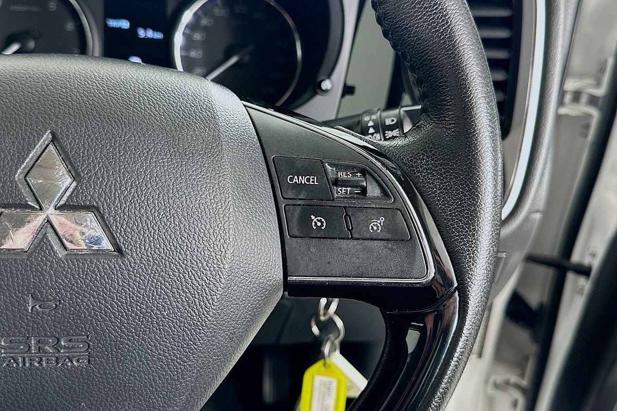 2018 Mitsubishi OUTLANDER ES 7 SEAT (AWD) ZL MY19