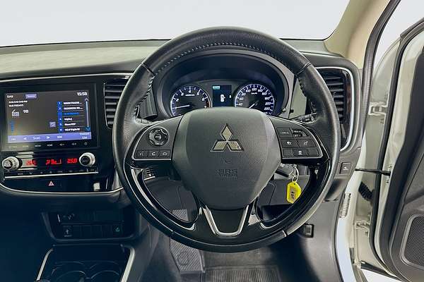 2021 Mitsubishi OUTLANDER ES 7 SEAT (AWD) ZL MY21