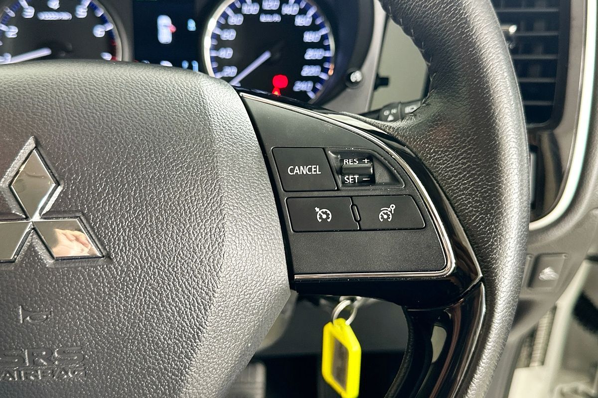 2020 Mitsubishi OUTLANDER ES 7 SEAT (2WD) ZL MY20