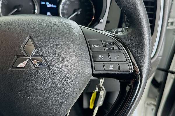 2020 Mitsubishi OUTLANDER ES 7 SEAT (2WD) ZL MY21
